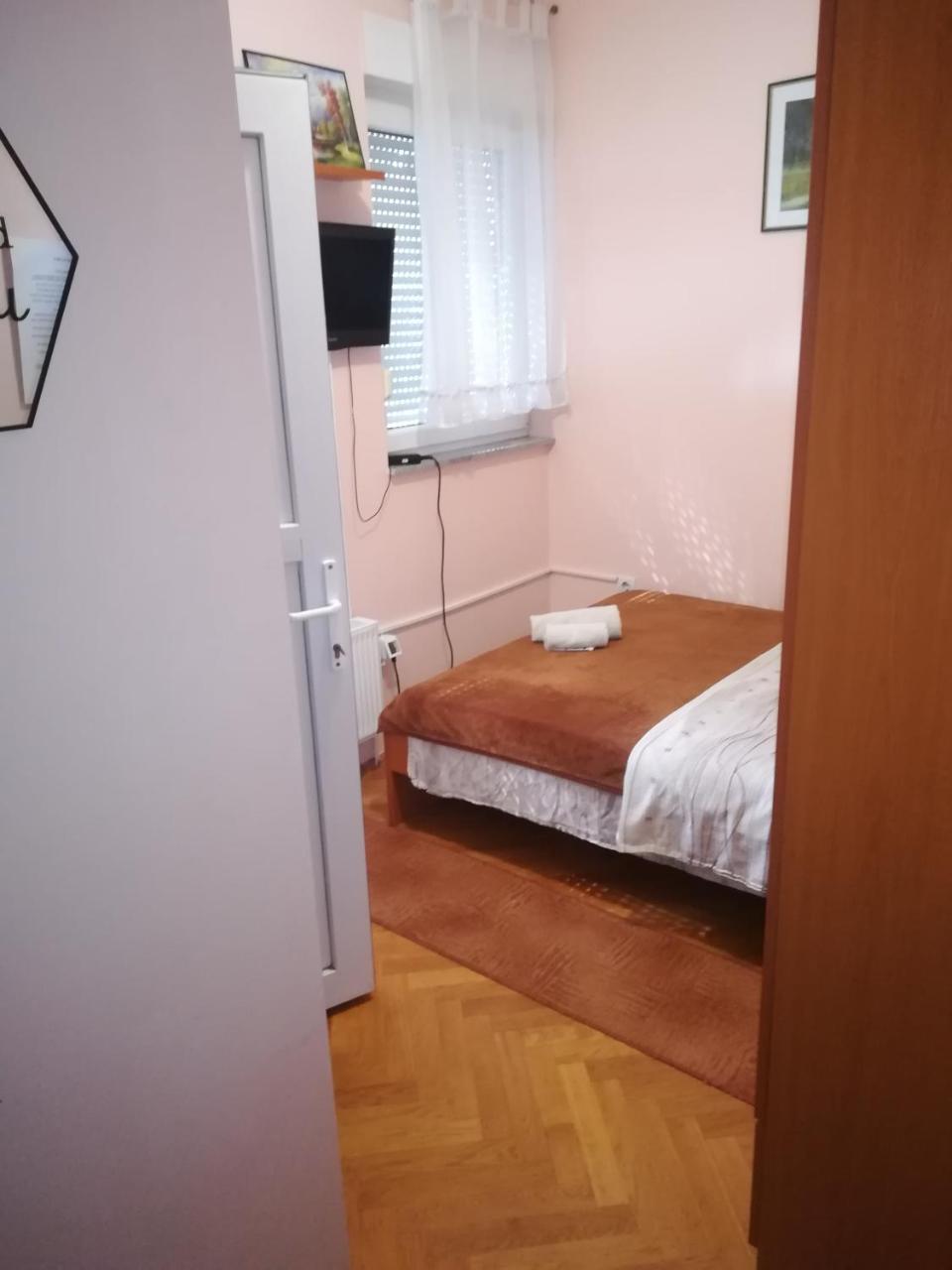 Guesthouse Sava Славонски-Брод Экстерьер фото
