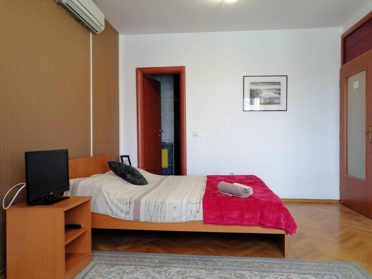 Guesthouse Sava Славонски-Брод Экстерьер фото