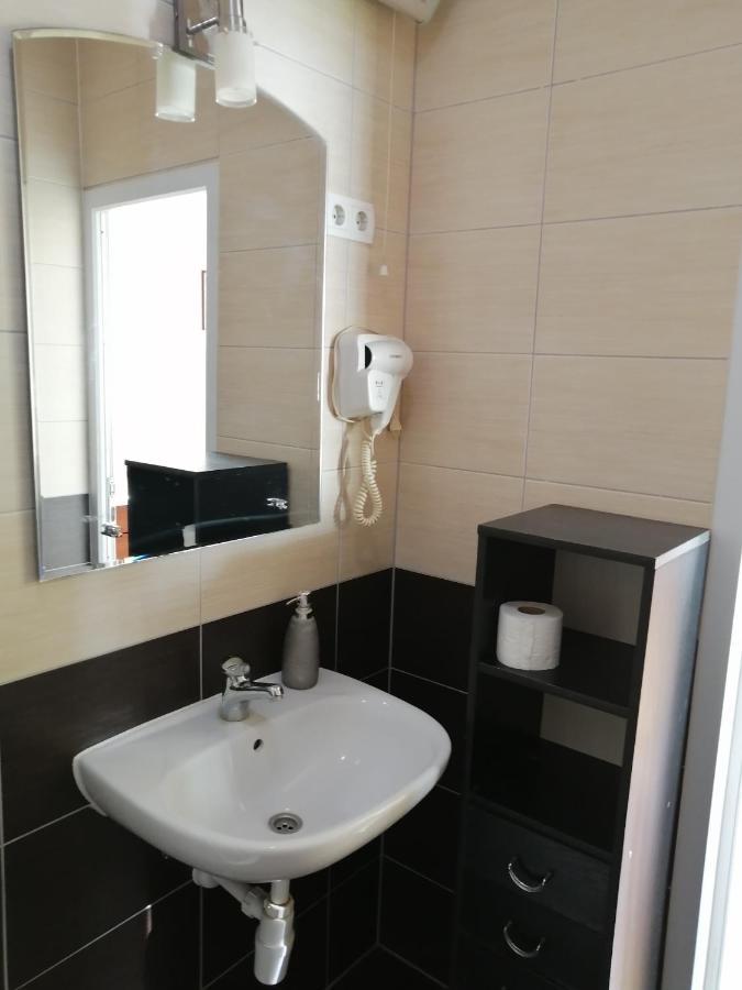 Guesthouse Sava Славонски-Брод Экстерьер фото